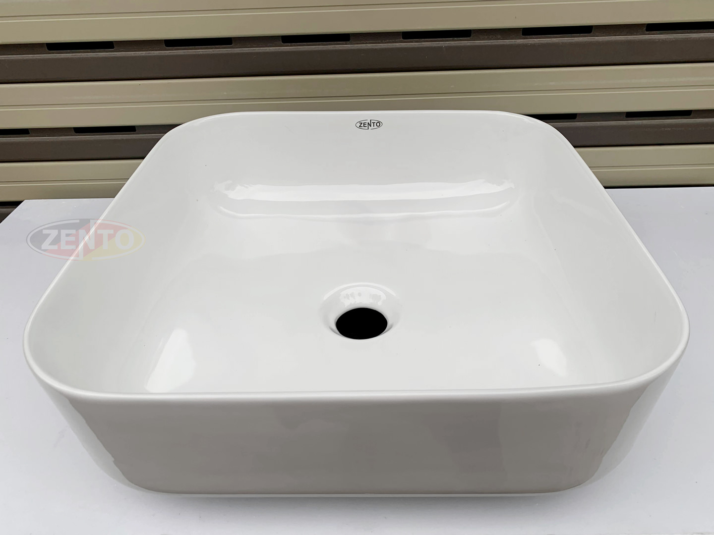 bo-tu-chau-ban-da-guong-den-led-zt-lv8973-6142-14